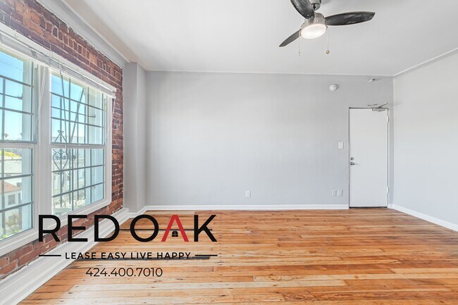 Building Photo - 109 Normandie Ave