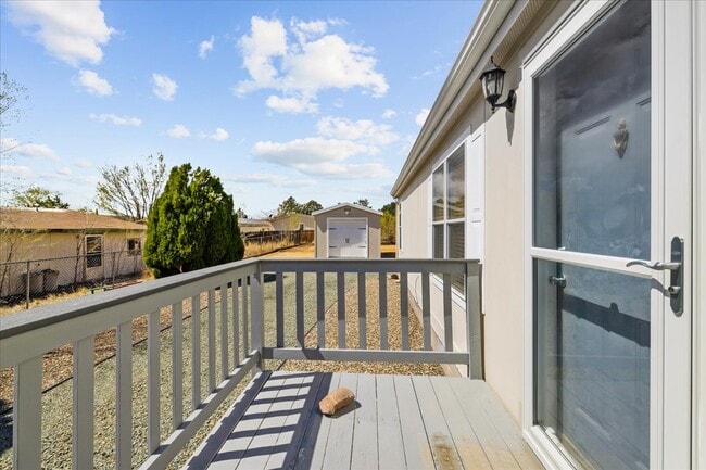 Building Photo - 2774 N Panorama Dr