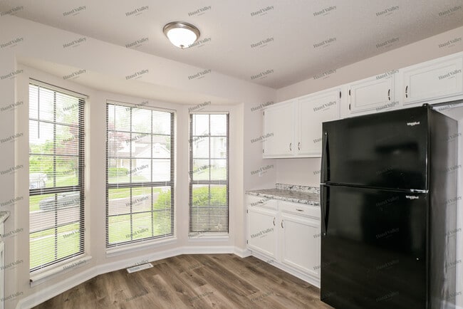 Building Photo - 5255 Elktrail Dr