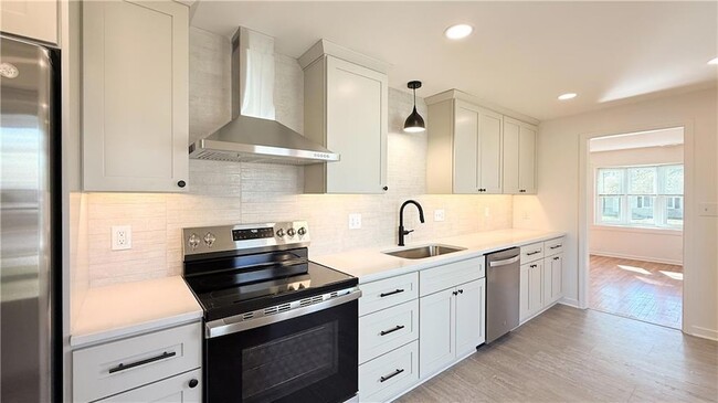 Building Photo - 7601 Foster St