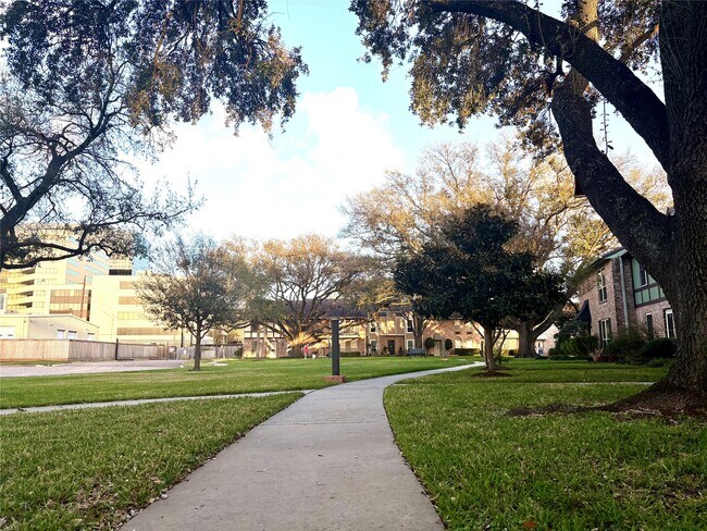 Building Photo - 14213 Lost Meadow Ln