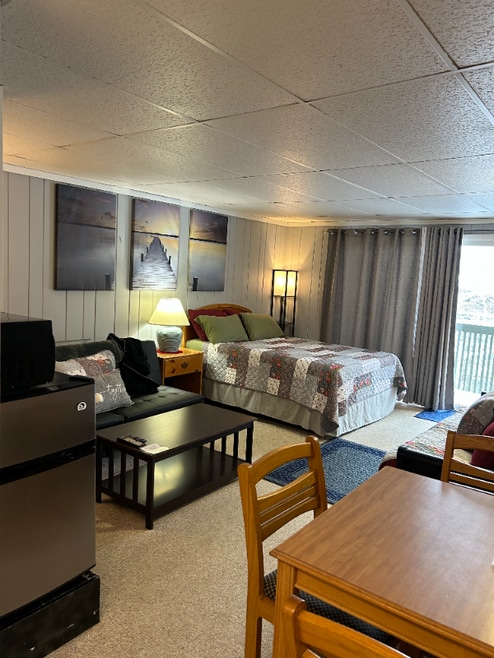 Building Photo - 5712 Shanty Creek Rd