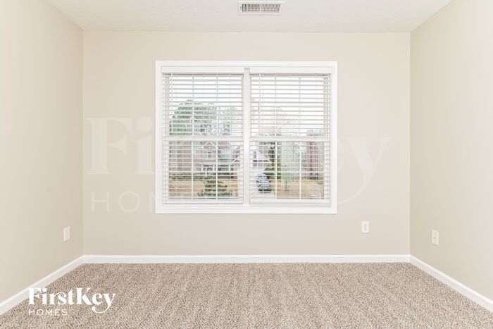 Building Photo - 1326 Lower Falls Dr