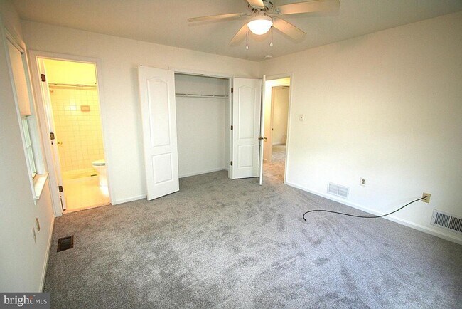 Building Photo - 4405 Apex Ln