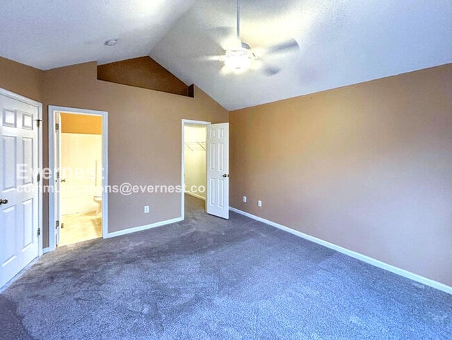 Building Photo - 1804 Westgate Cir