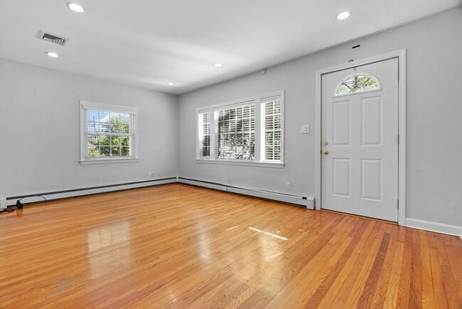 Building Photo - 1251 Randolph Ave