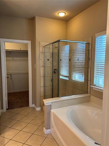 Building Photo - 3332 Canyon Lake Dr
