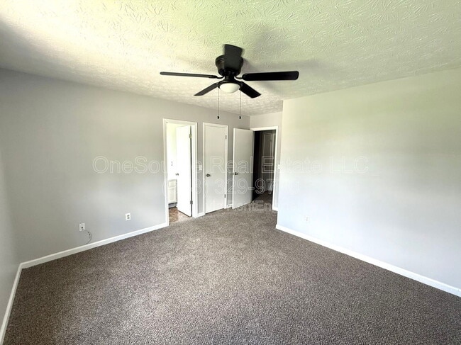 Building Photo - 3626 N Hopkins Ct