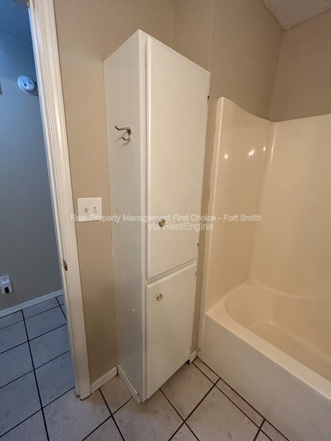 Building Photo - 230 W Gary St