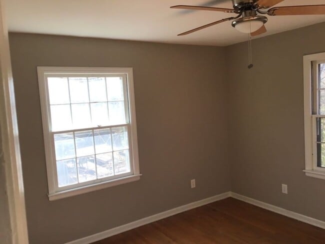 Building Photo - Coming Soon! South KC SF