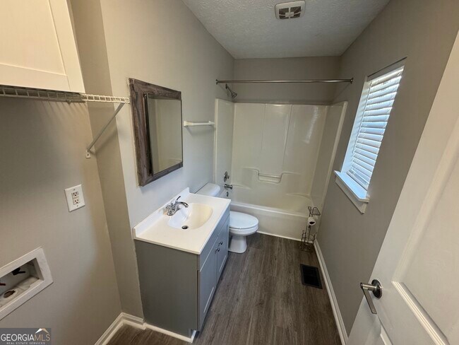 Building Photo - 125 W Washington St