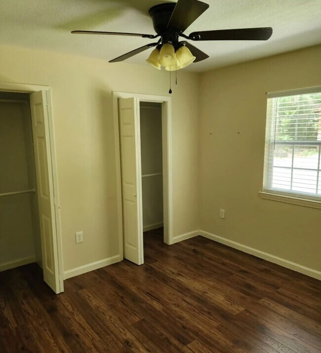 Building Photo - 2018 FM 1486