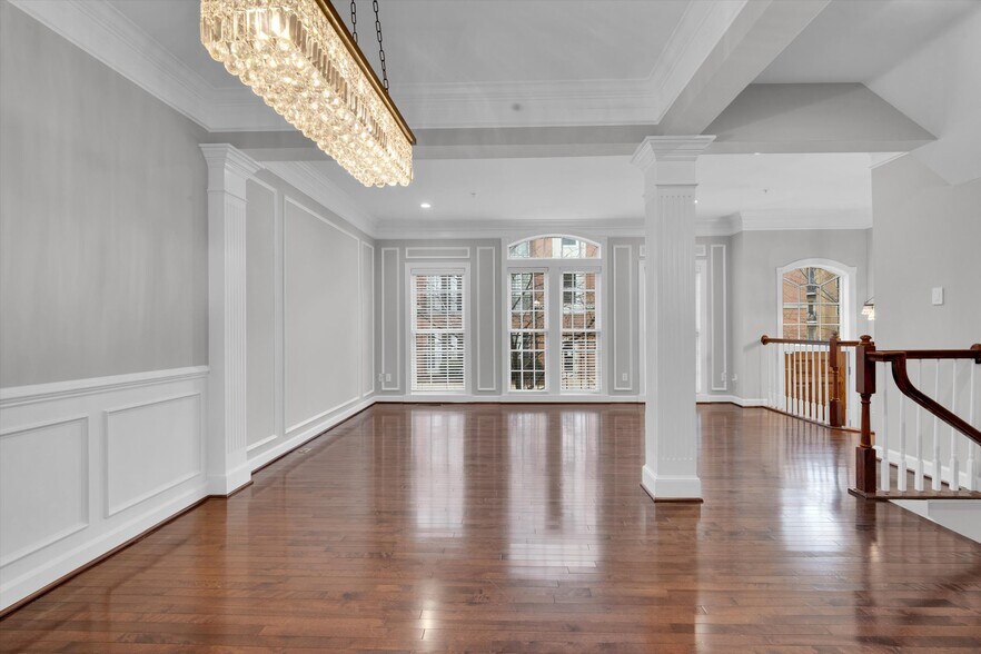 Building Photo - 7974 Vigne Ct