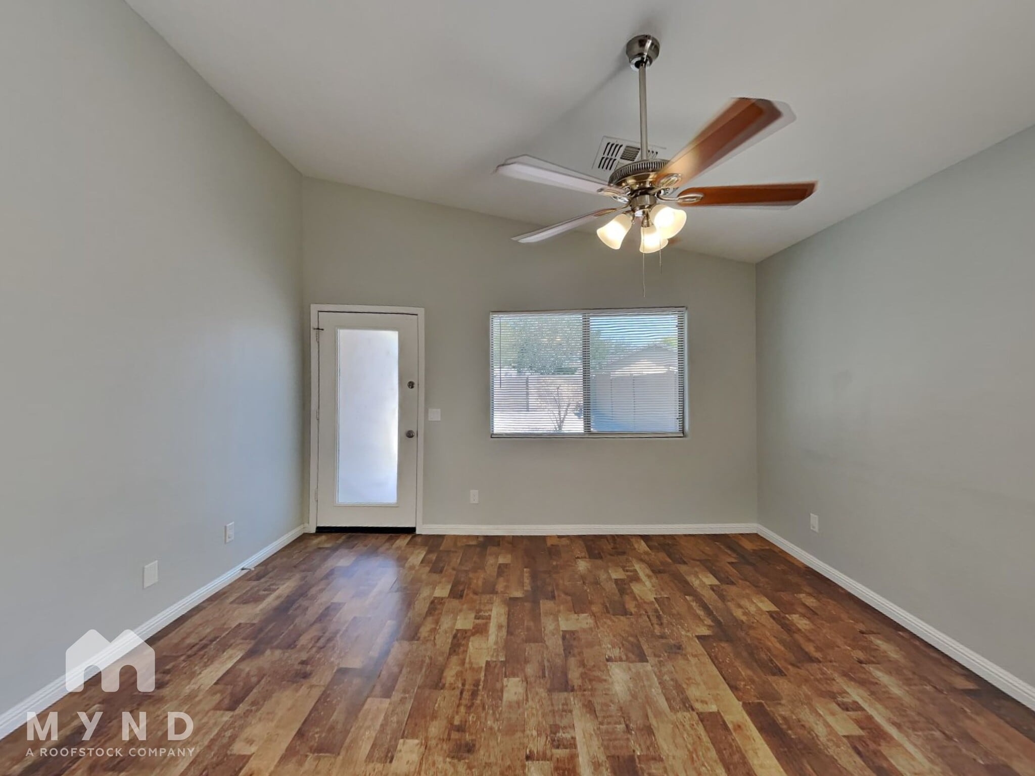 Building Photo - 40768 W Sanders Way