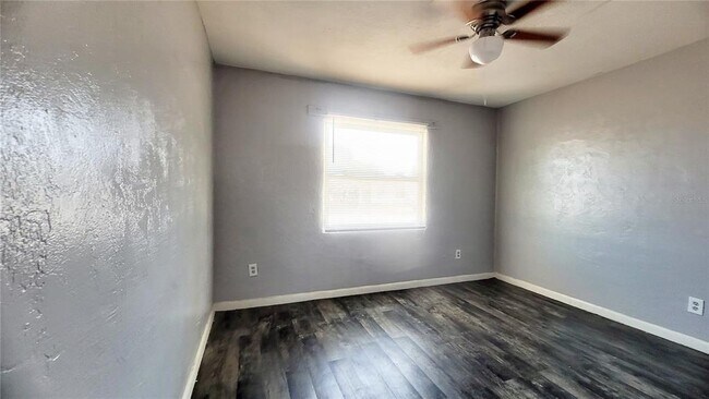 Building Photo - 424 N Charles St