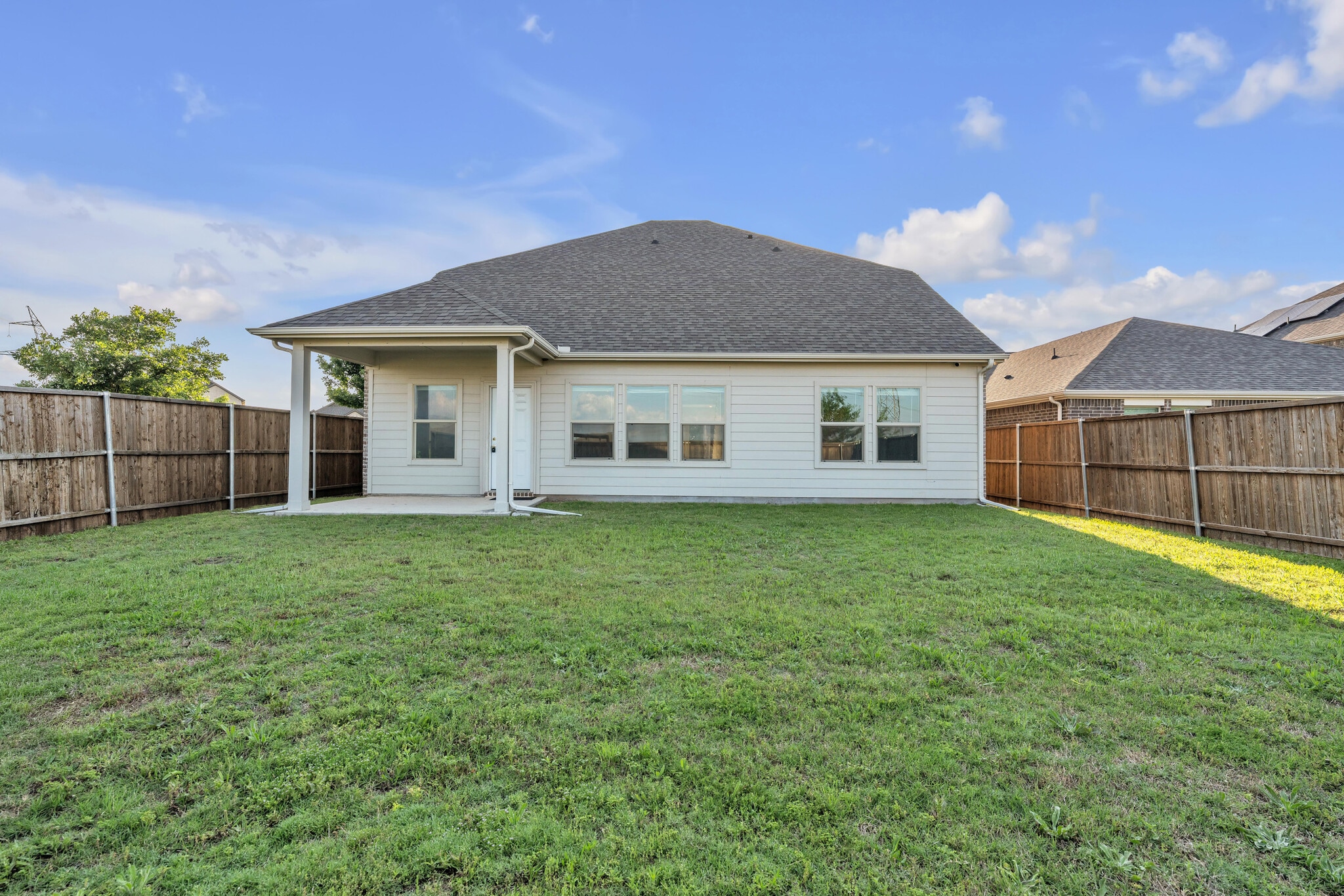 Building Photo - 10012 Callan Ln