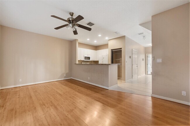 Building Photo - 3134 Coral Ridge Dr