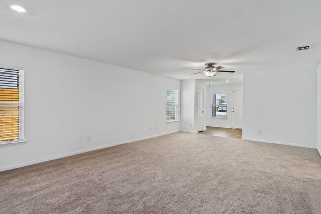 Building Photo - 3886 Trail de Paris