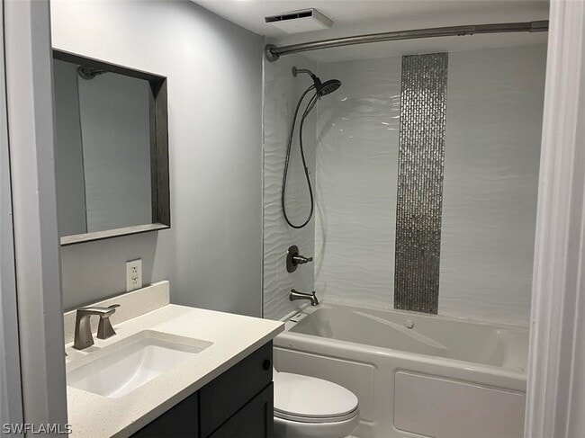 Building Photo - 64 4th St