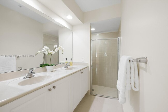 Building Photo - 433 SW 147th Ave