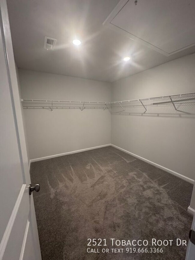 Building Photo - 2521 Tobacco Root Dr