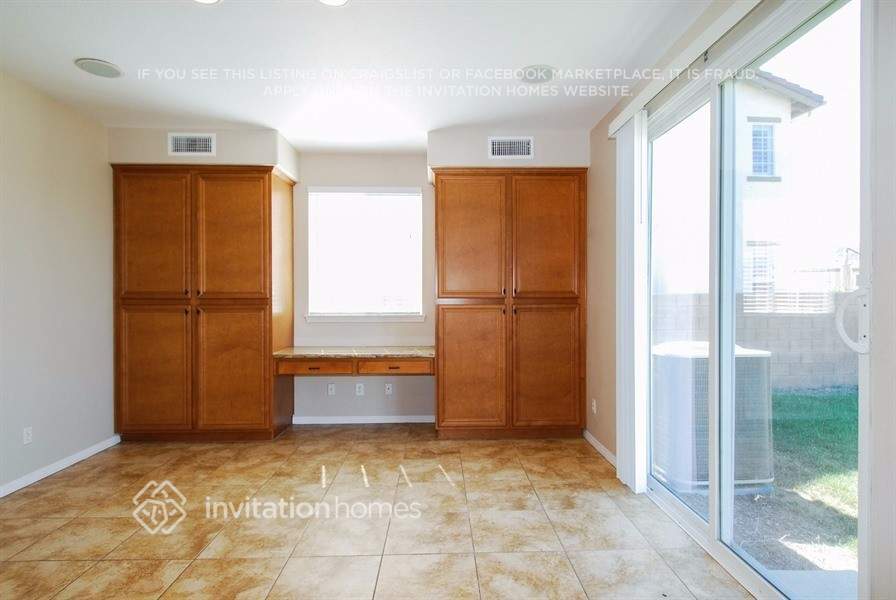 Building Photo - 45463 Moose Ct