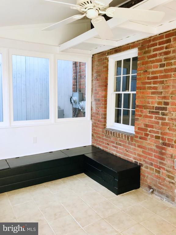 Building Photo - 2133 N Brandywine St