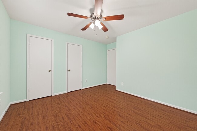 Building Photo - 8427 Brickhaven Ln