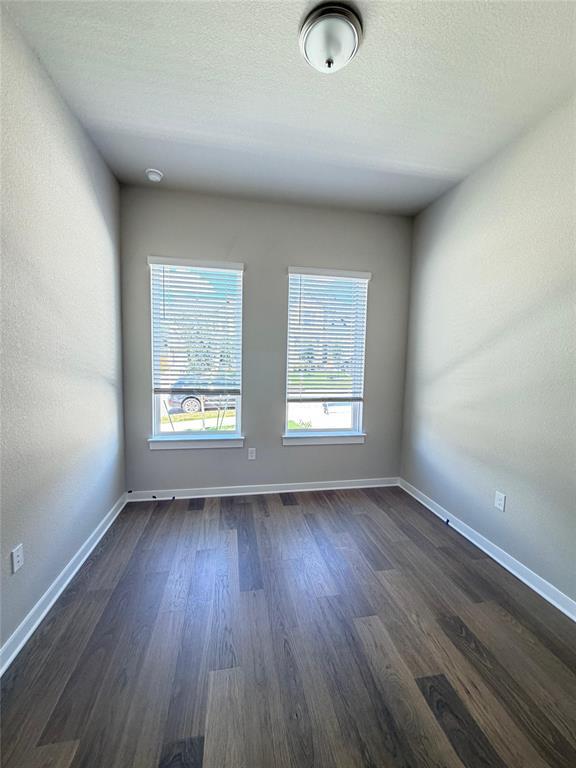 Building Photo - 745 Beaverton Dr