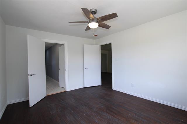 Building Photo - 106 Austin St