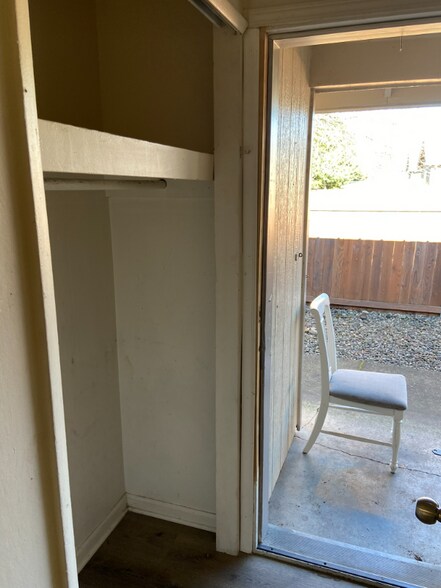 Building Photo - 52793 NE 1st St