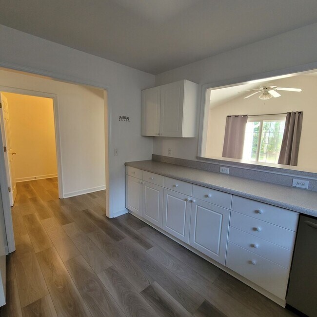 Building Photo - Wonderful 3 bedroom 2 bathroom home in Chesterbrook