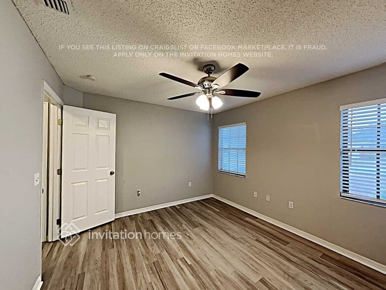 Building Photo - 5517 Highlands Vue Ln