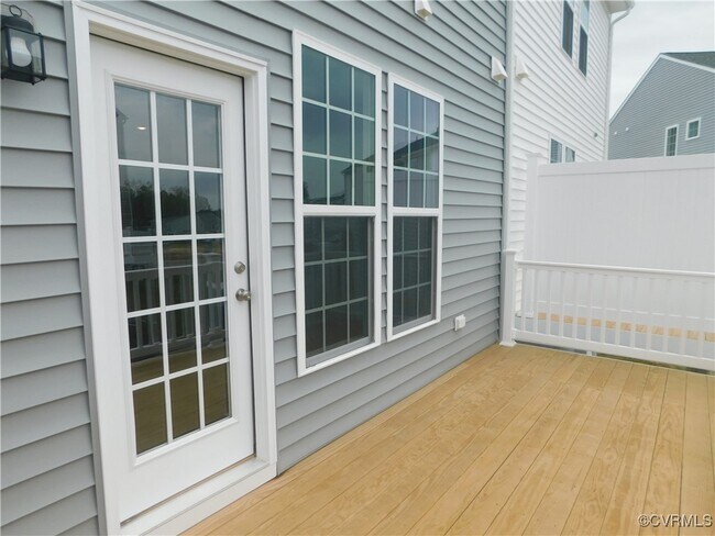 Building Photo - 7004 Leire Ln