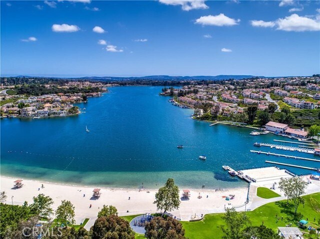 Building Photo - 26172 Sanz