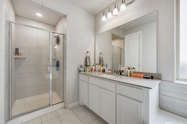 Building Photo - 1708 Snowdrop Dr