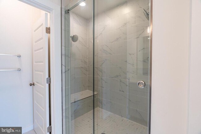 Building Photo - 17133 Hardisty Wy