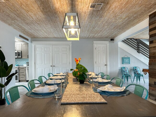 Building Photo - 94 Cobia St