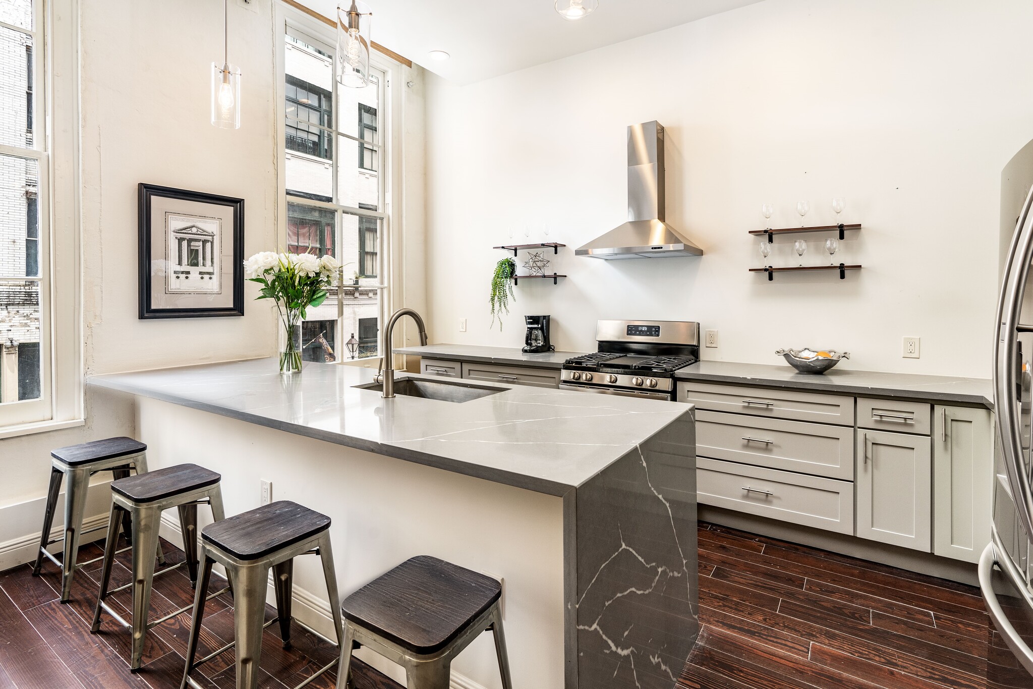 Building Photo - 210 Decatur St