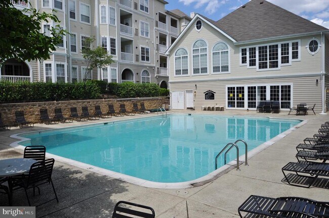 Primary Photo - 4550 Strutfield Ln