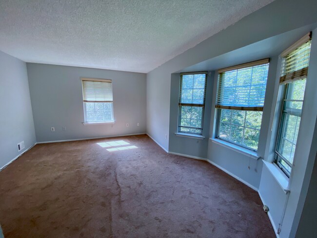 Building Photo - 177 Rachel Ct