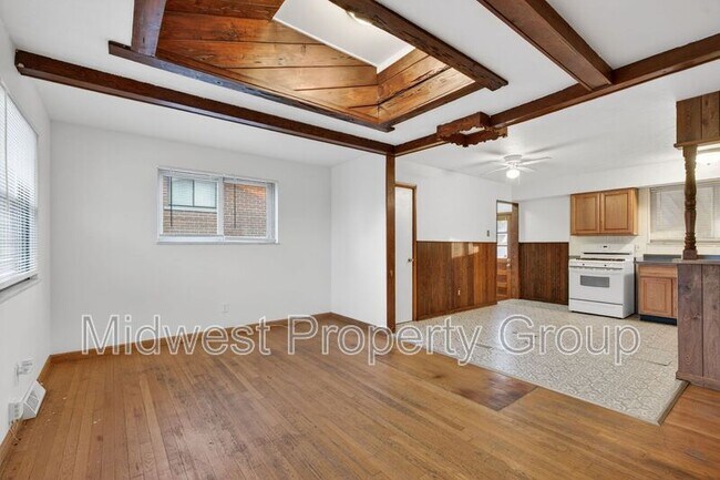 Building Photo - 1156 Cove Ln