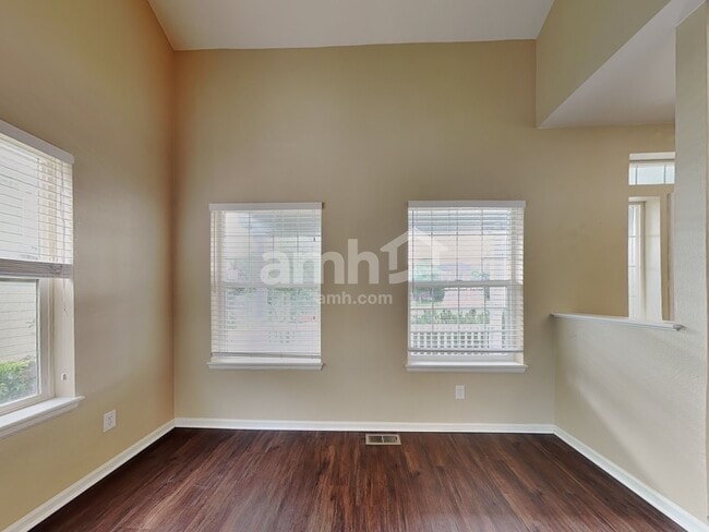 Building Photo - 10530 Humboldt Peak Way