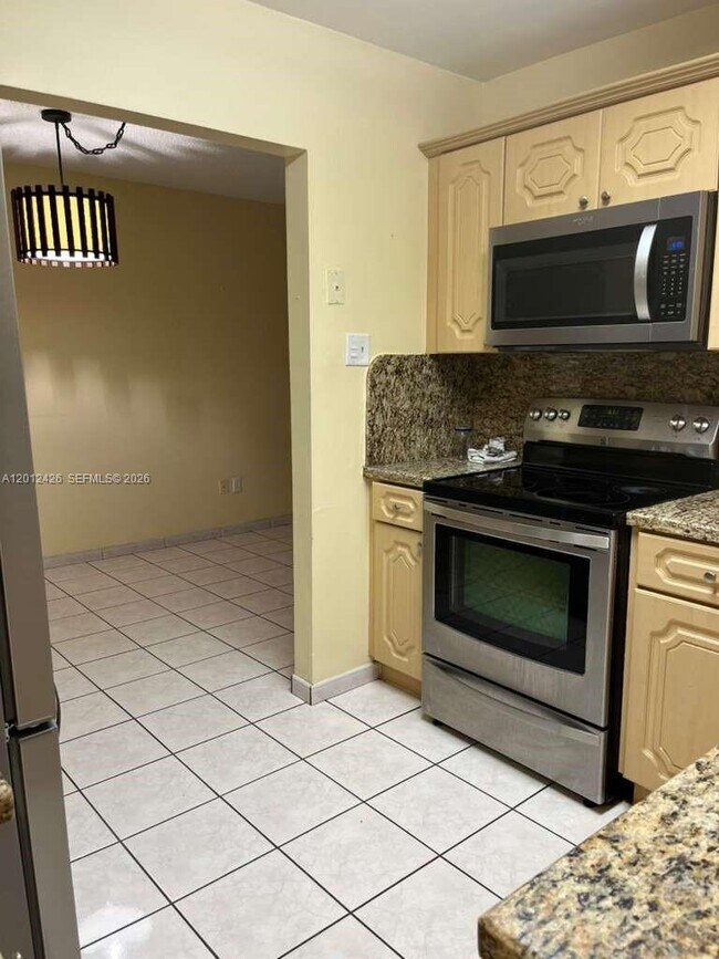 Building Photo - 30724 SW 154th Ct