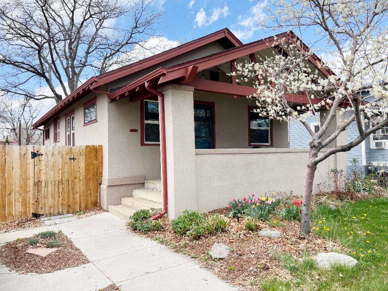 Primary Photo - 4465 Newton St