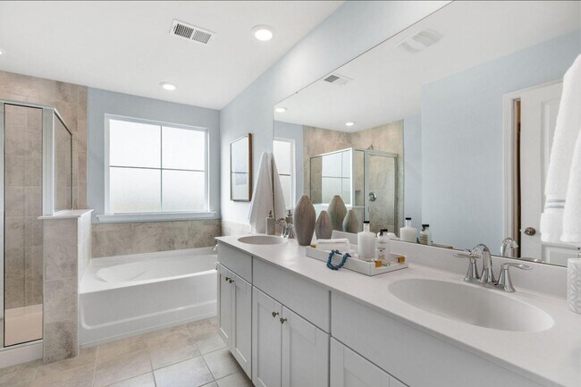 Building Photo - 1122 Mossy Rock Dr