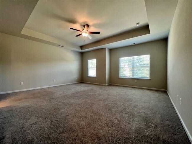 Building Photo - 185 Cherokee Reserve Cir