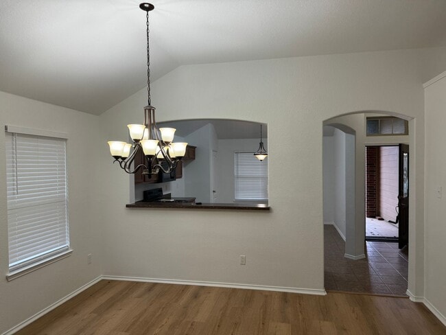 Building Photo - 4212 Agate Dr