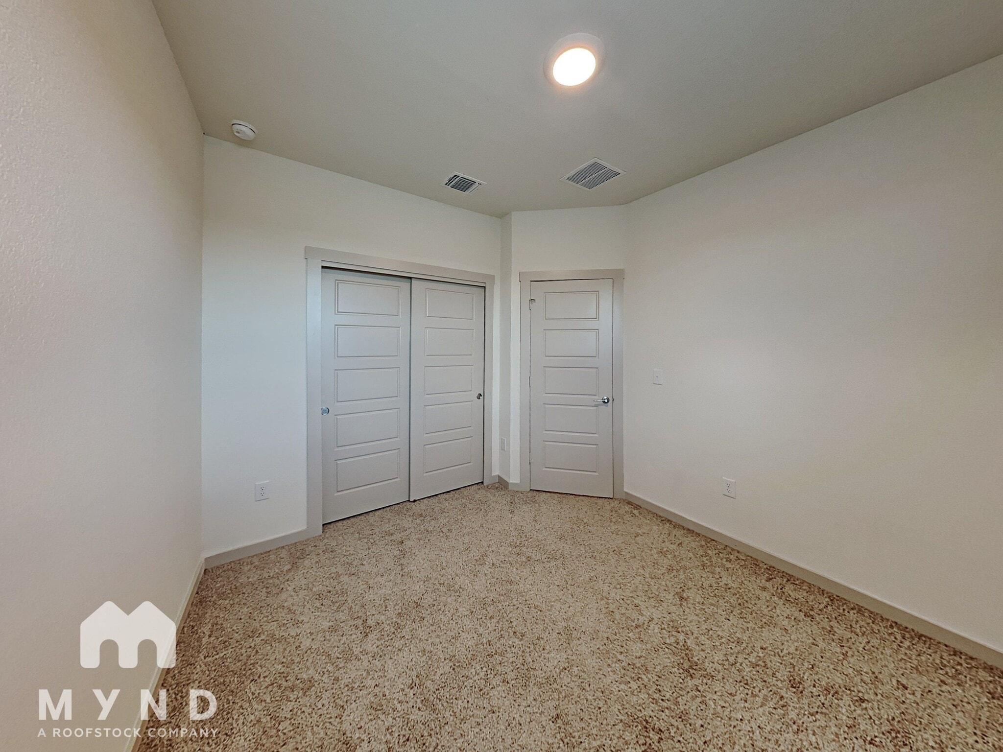 Building Photo - 3029 Egan Dr