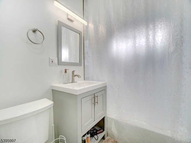 Building Photo - 97 La France Ave